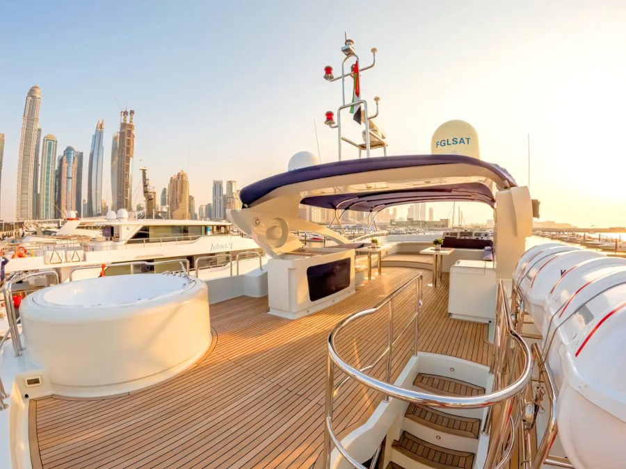 kona yacht dubai